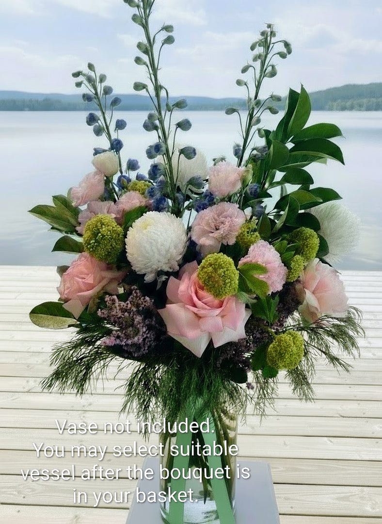 Lake Walk Lux bouquet