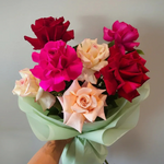 Load image into Gallery viewer, "Love Song" 7 Premium Roses Bouquet