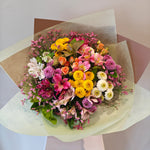 Load image into Gallery viewer, "Doria" flower bouquet