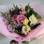 Load image into Gallery viewer, "Summer Dawn" Lisianthus Flowers Posy