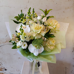 Load image into Gallery viewer, Precious Moments - Flowers Bouquet in Vase