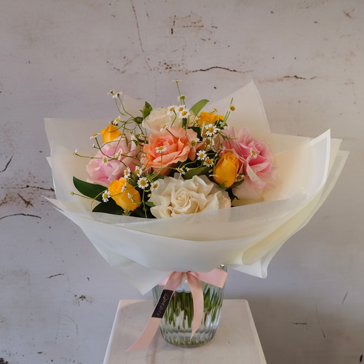 Daydream - bouquet in vase