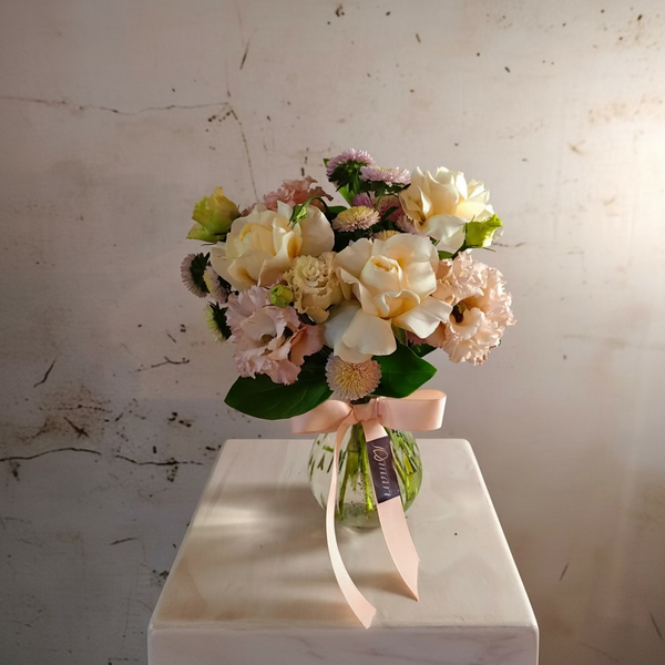 "Soft Candle Light" Posy in vase