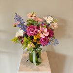 Load image into Gallery viewer, Trust the Florist - seasonal Bouquet