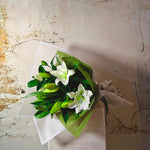 Load image into Gallery viewer, Super Fresh 7 White Oriental Lilies Bouquet