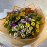 Load image into Gallery viewer, "Daisy" Bouquet