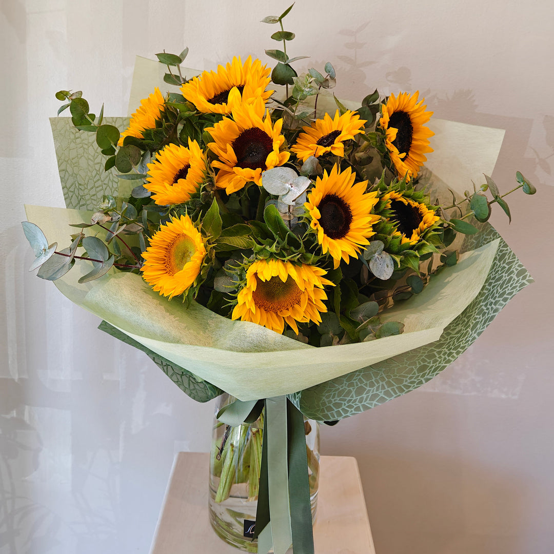 Sunflowers in vase