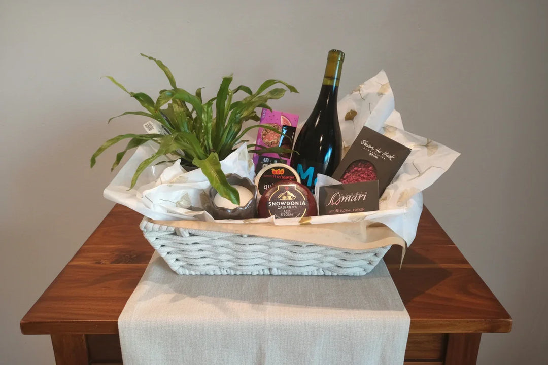 Lux Food Basket with plant and scented candle