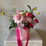 Load image into Gallery viewer, "Soft Love" Arrangement in Vase