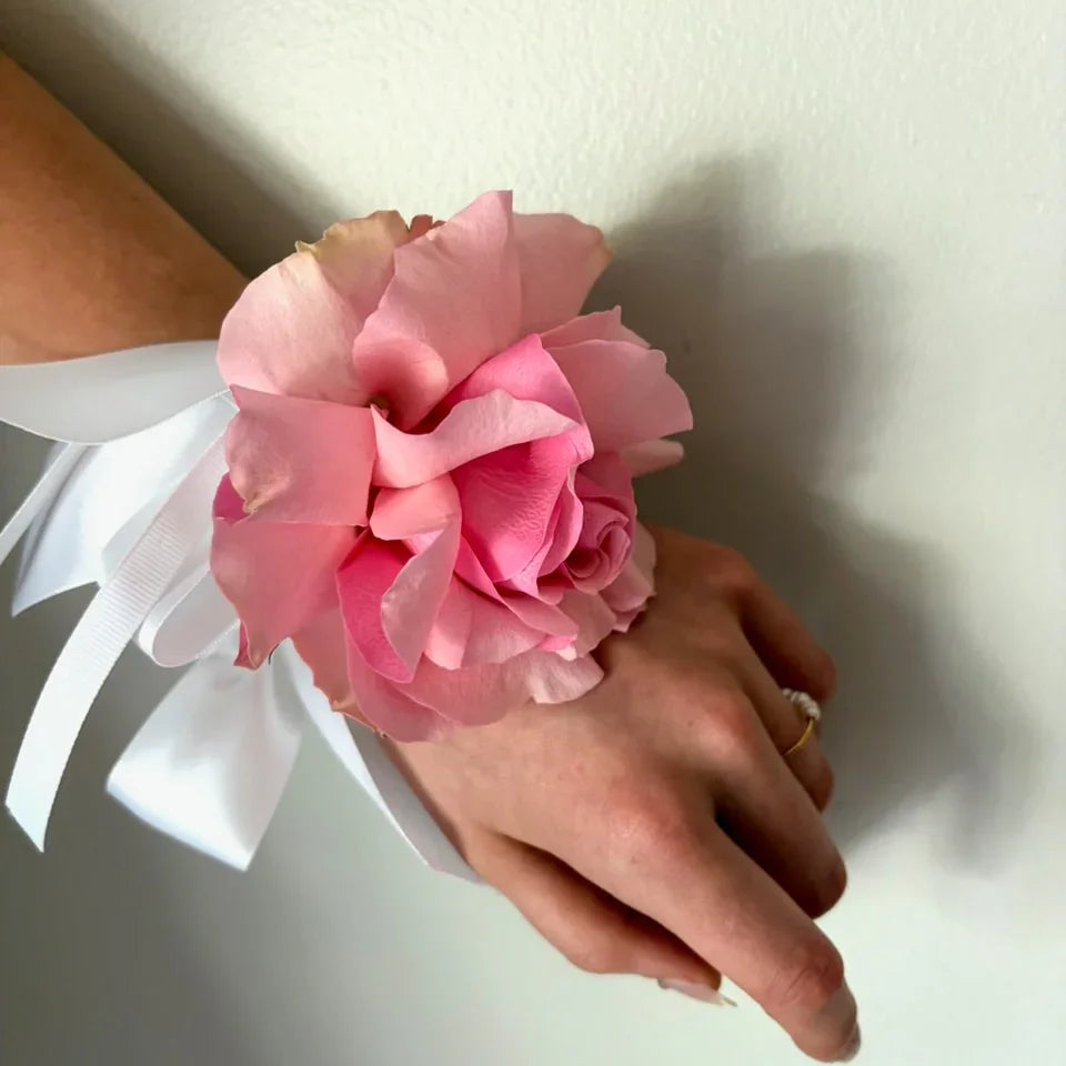 "Pink glamour" Formal Wrist Corsage